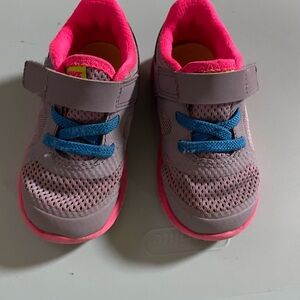 Nike little girls’ size 6C gray sneakers with Velcro closure